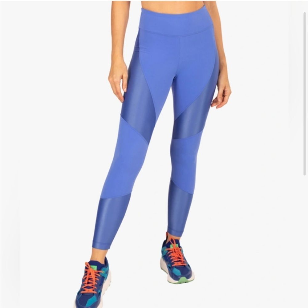 KORAL Forge Blackout Blue High-Waisted Leggings Moisture-Wicking Performance M